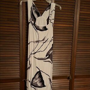 Elegant Black and White Maxi Dress